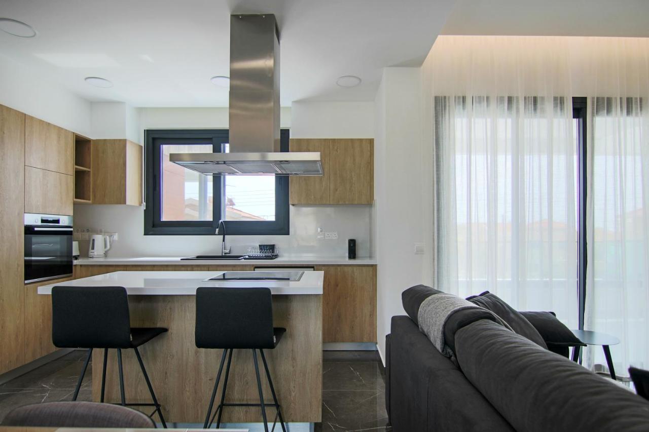 Phaedrus Living: City View Anna Residence 101 Limassol Ngoại thất bức ảnh